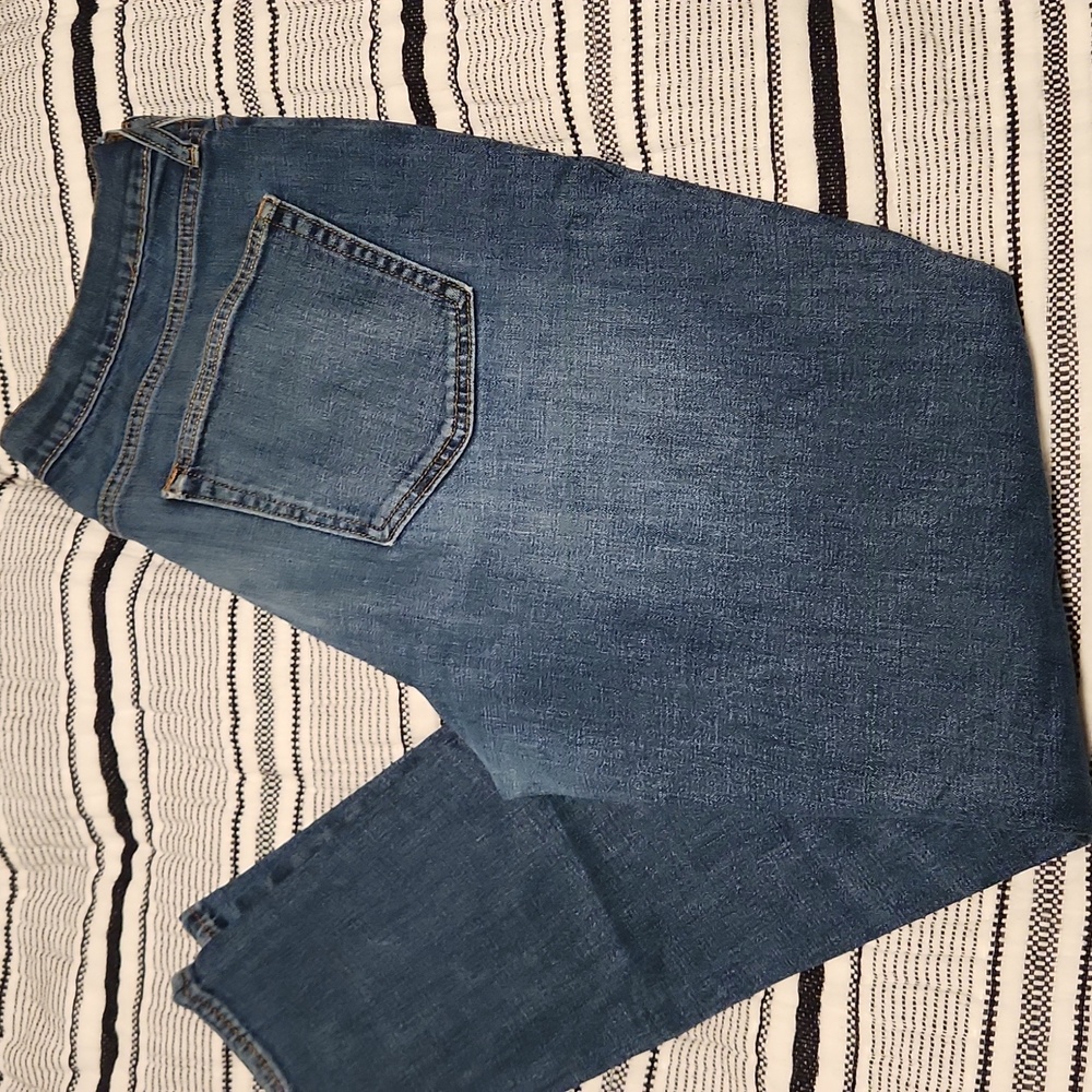 Mens Blue Denim Jeans. - Picture 2 of 4